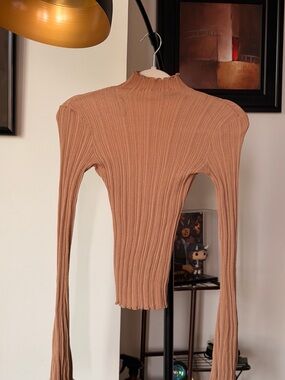 H&M Ribbed Turtleneck Sweater in Tan